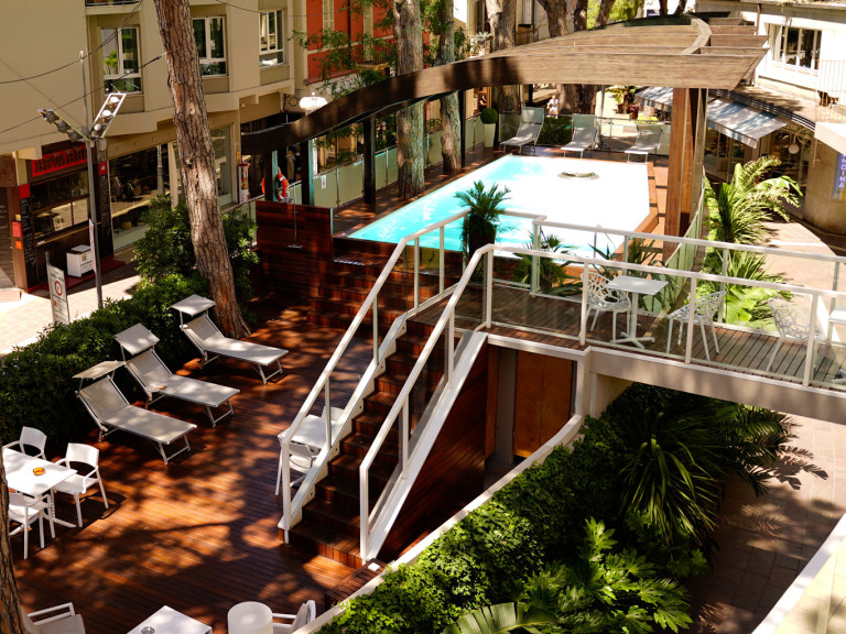 media.Slide_Piscina_1Hotel_Concorde_Riccione
