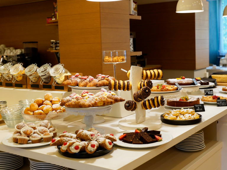 media.Slide_Colazione_4Hotel_Concorde_Riccione