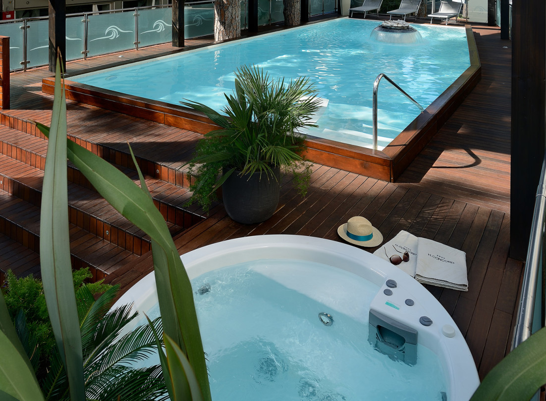 media.Slide_Piscina_4Hotel_Concorde_Riccione